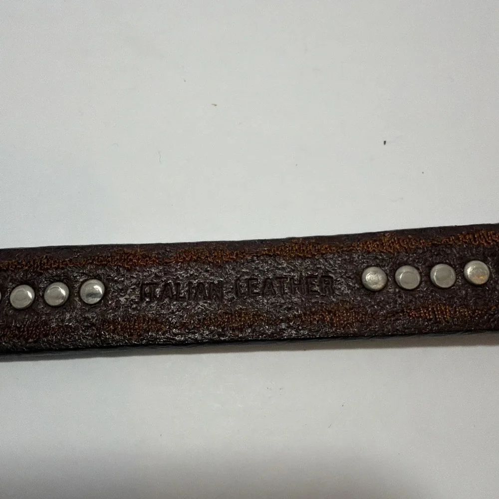 brown leather belt silver buckle Thin